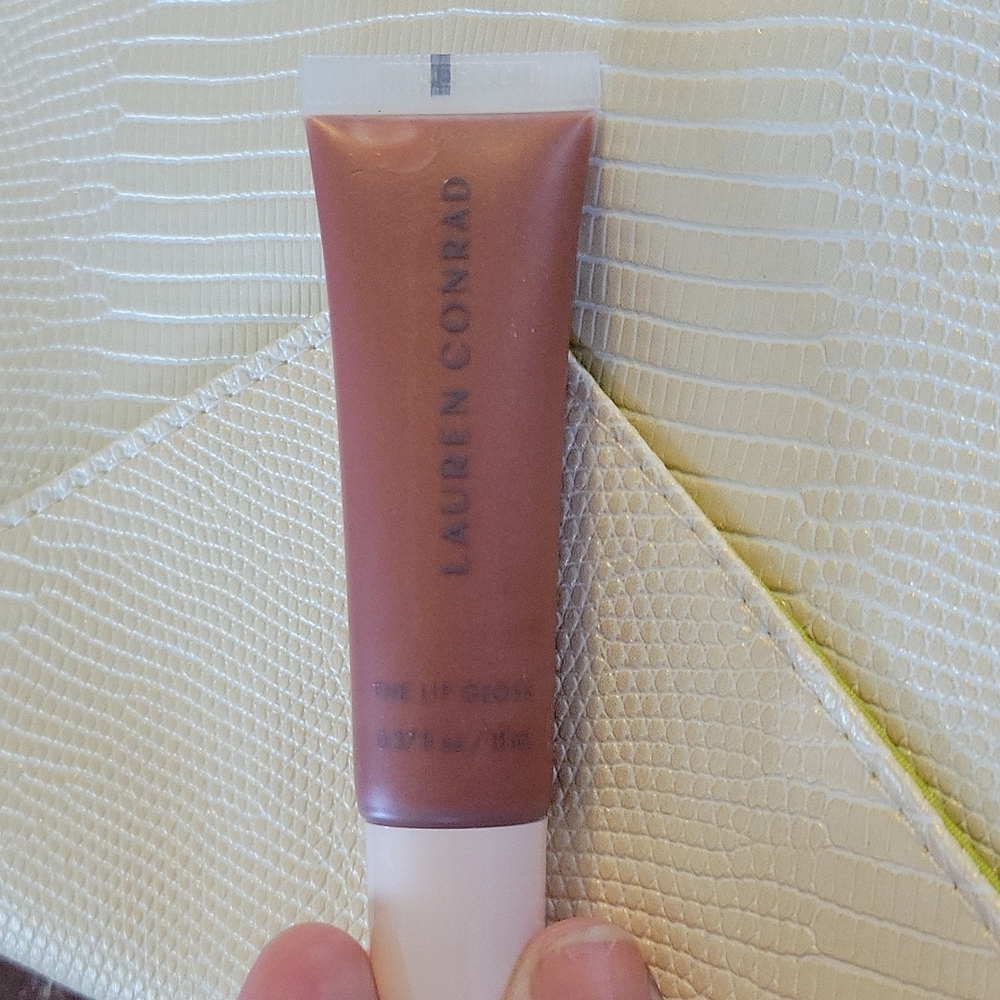 😊 LAUREN CONRAD GLOSS